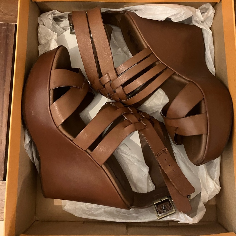 Korkease tall summer wedge sandal. Brown leather. Worn. Great condition.
